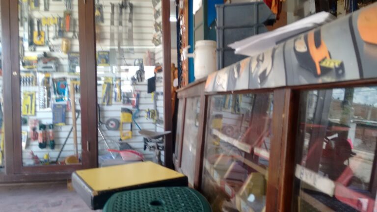 10856 ferreteria monte alban 768x432