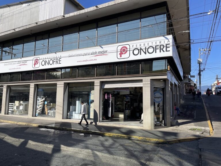 10969 ferreteria onofre 768x576