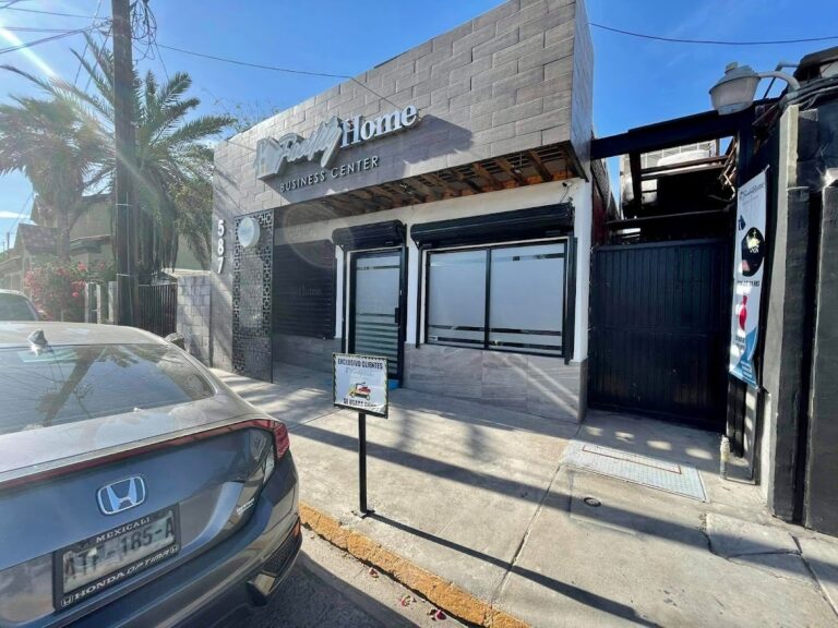 11029 muebleria deluxe mexicali 768x576