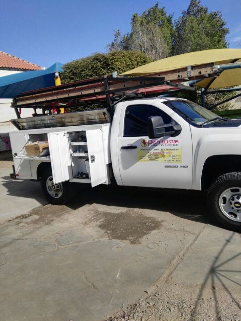 1140 electricistas mexicali express 768x1024