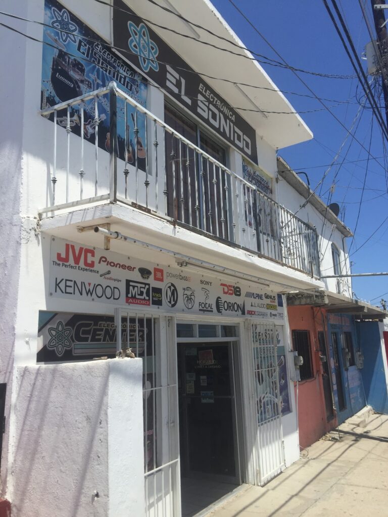 11556 electronica el sonido 768x1024