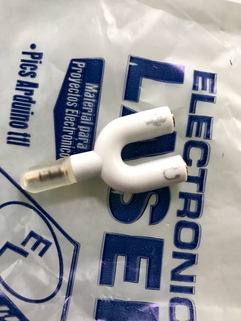 12008 electronica laser 768x1024