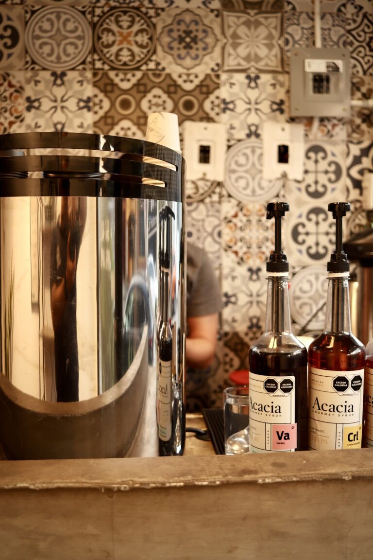 12102 pan malo 768x1152