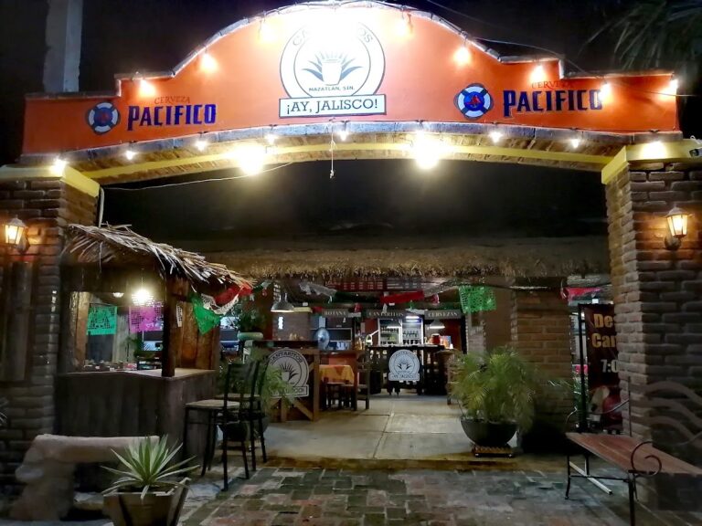 12966 carniceria la huasteca 768x576