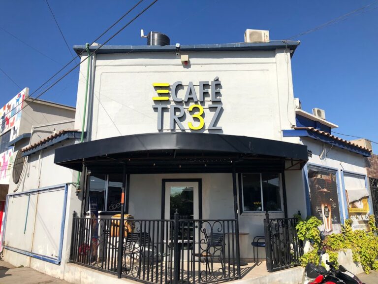 13087 cafe tr3z 768x576
