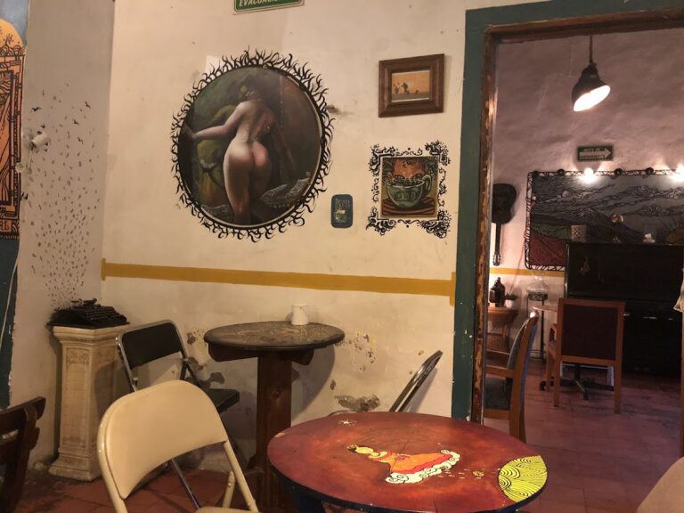 13560 la tasca cafe 768x576