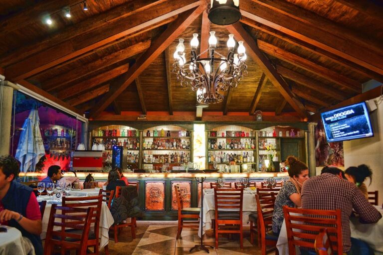 14458 restaurante ciudad sagrada 768x512