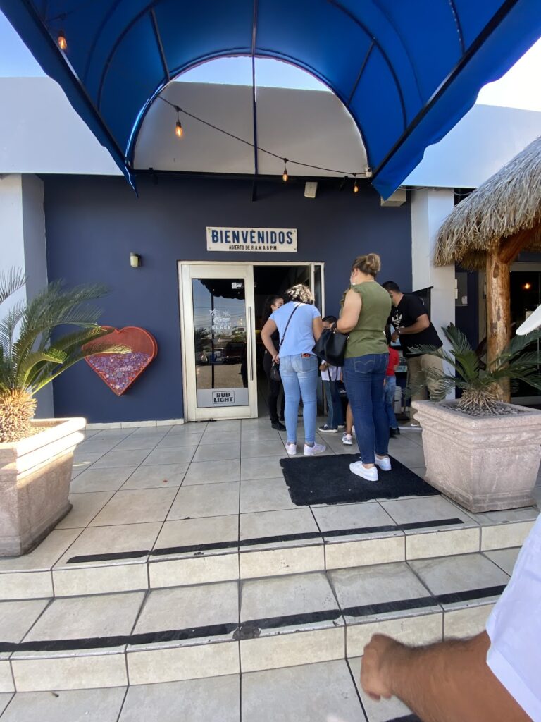 14520 mariscos el rey 768x1024