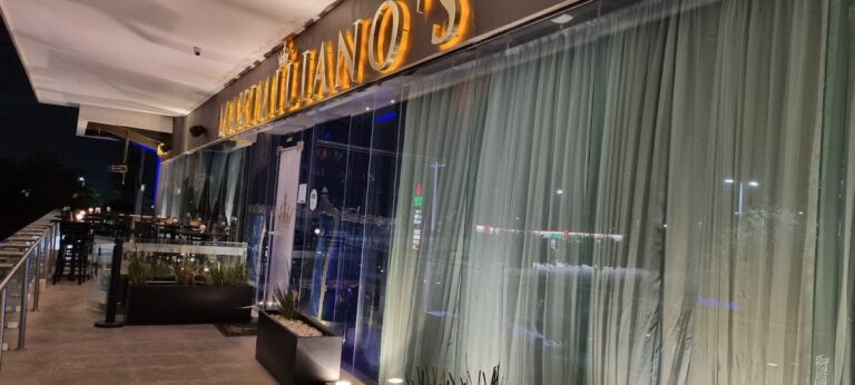 14534 maximilianos 768x346