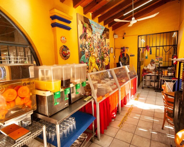 14754 restaurant tecuan 768x612