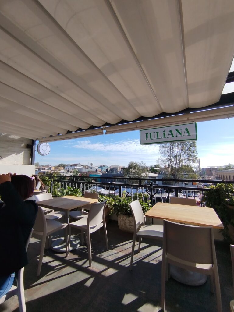 14804 juliana restaurante 768x1024