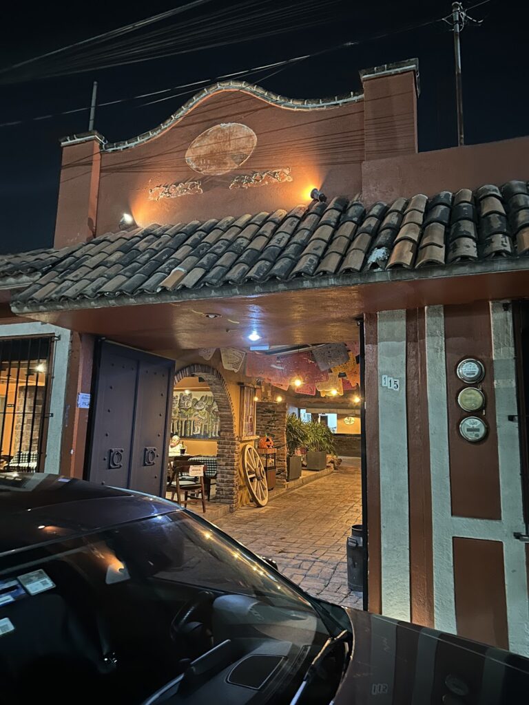 14856 pan y vino 768x1024