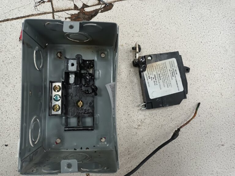 1493 electricista balderas 768x576