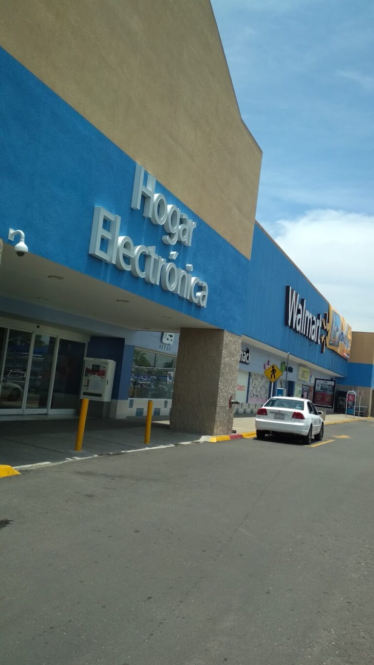 15246 walmart acapulco diamante 768x1365