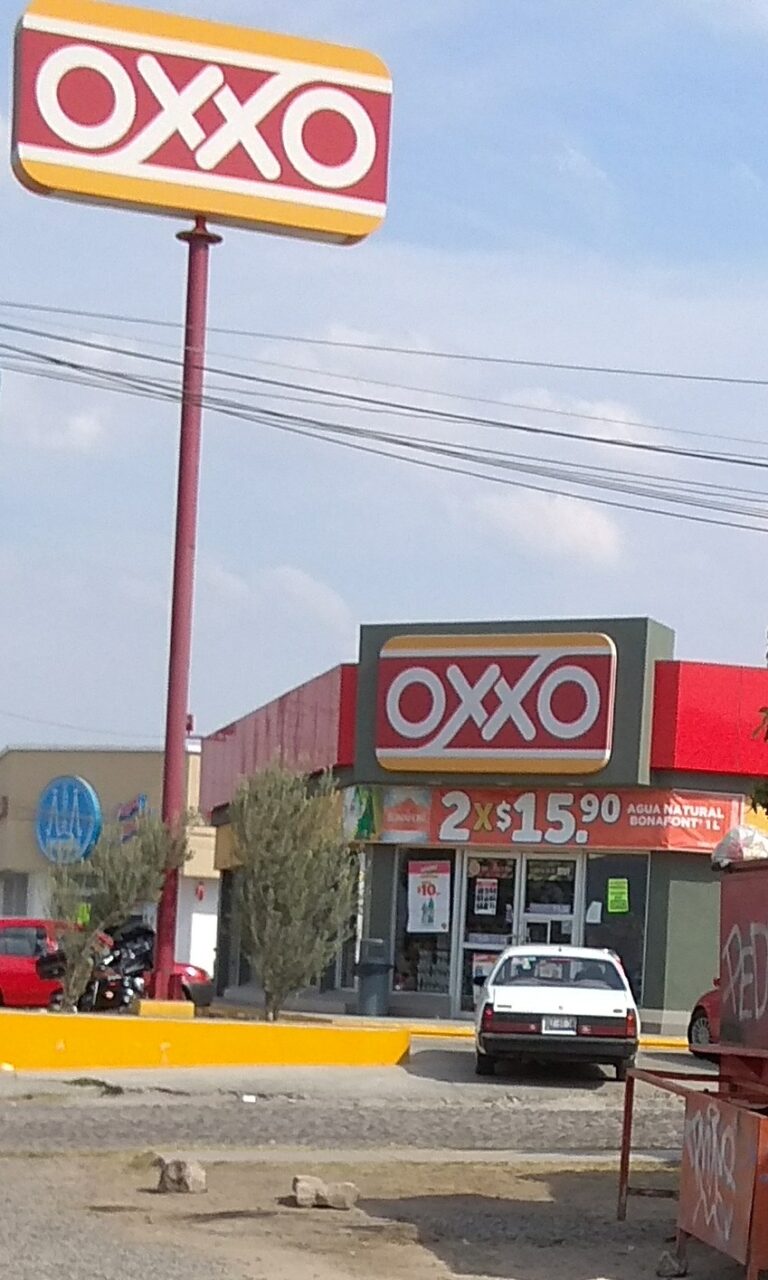15906 oxxo el capricho 768x1280