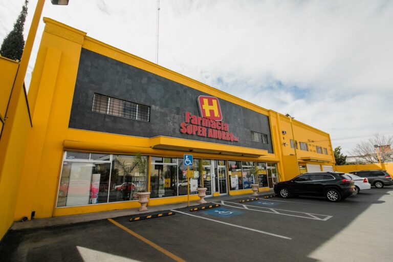 16111 farmacia super ahorro hdz matriz universidad 768x512