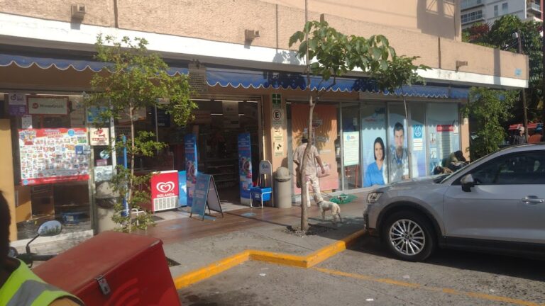 16286 farmacia guadalajara 768x432