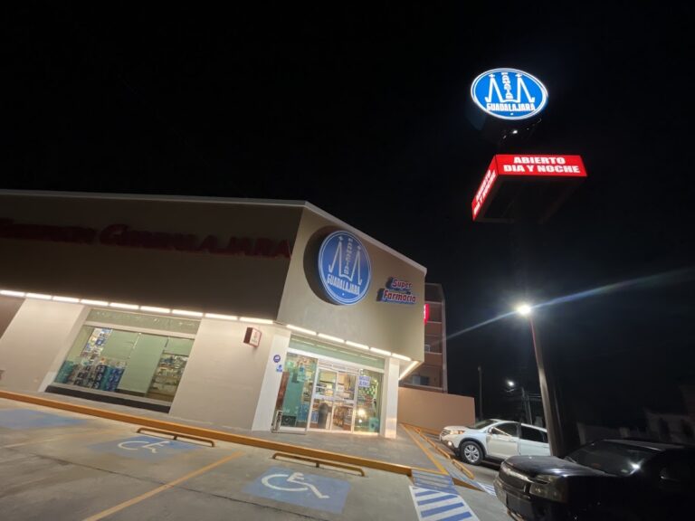16521 farmacia guadalajara 768x576