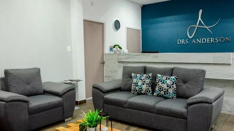 17553 drs.anderson dental office sucursal guerrero 768x431