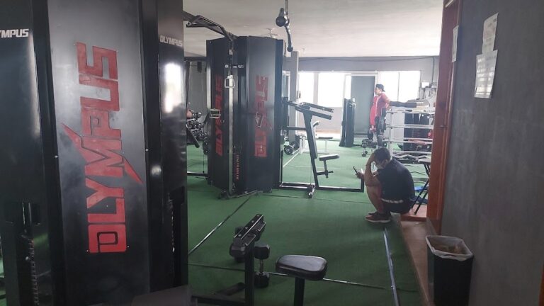 18195 black gym 768x432