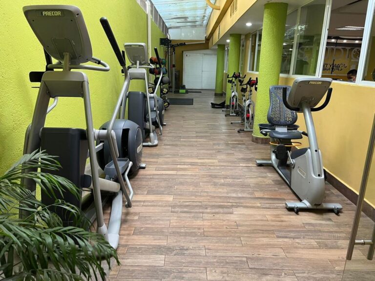 18205 anytime fitness 768x576