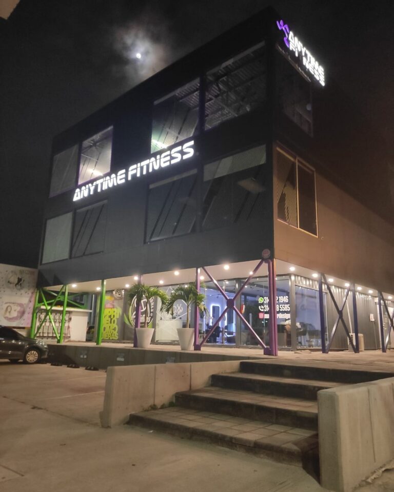 18215 anytime fitness manzanillo 768x960