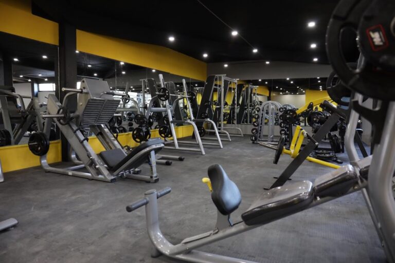 18380 arena fitness 768x512