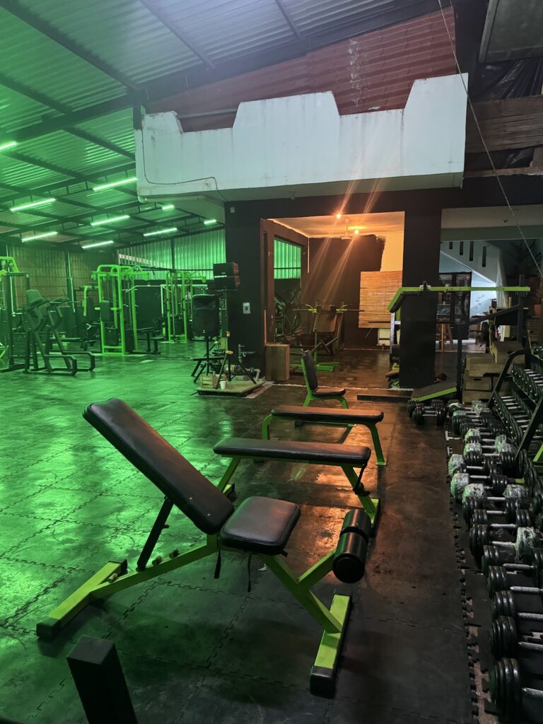18432 black gym 768x1024