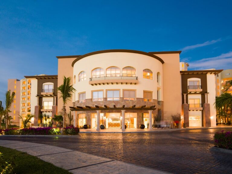 18642 the desert spa 768x576