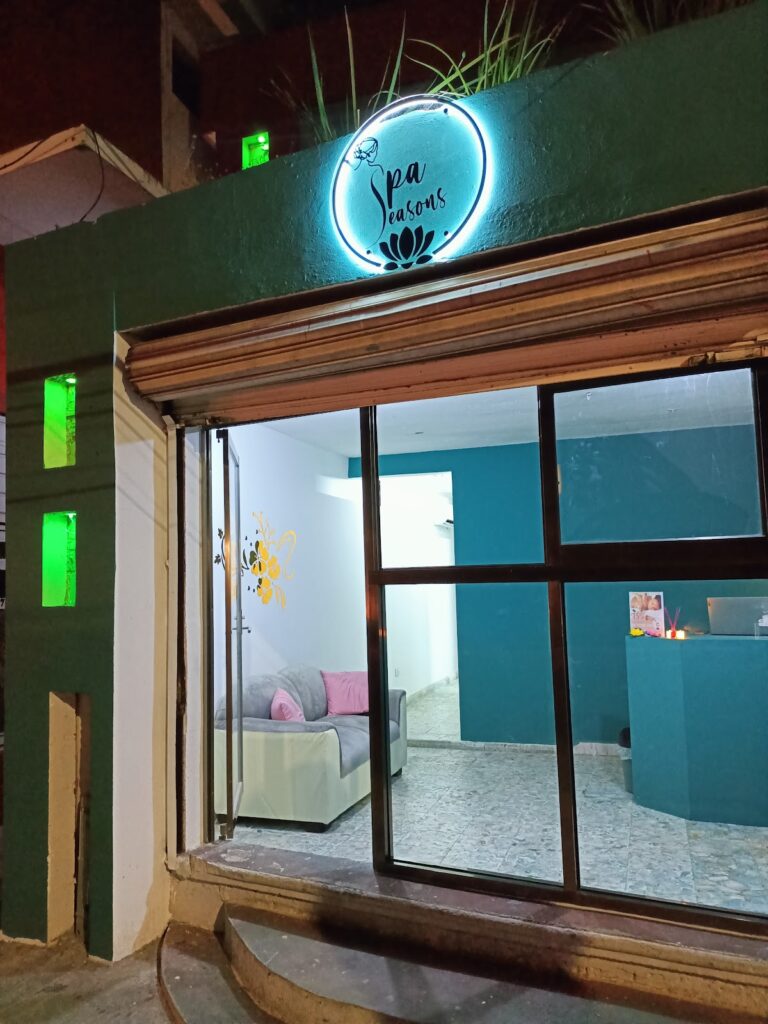 18658 spa seasons campeche 768x1024