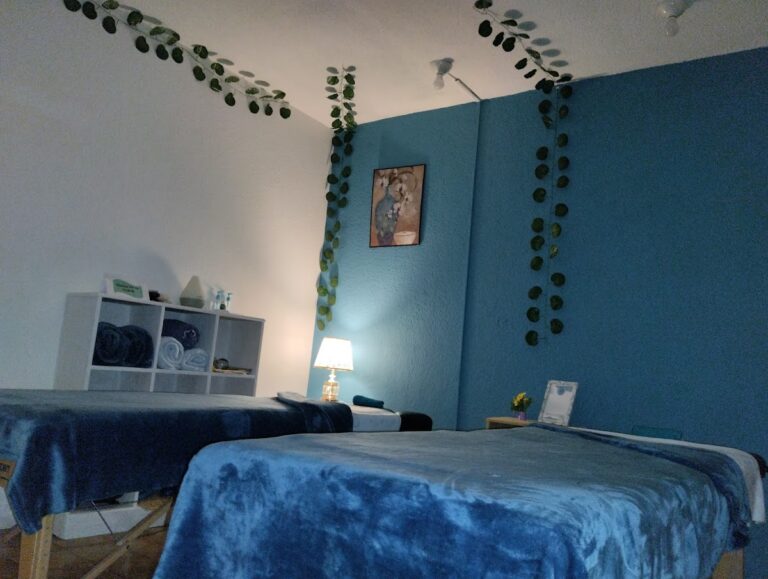 18674 genesis spa 768x579