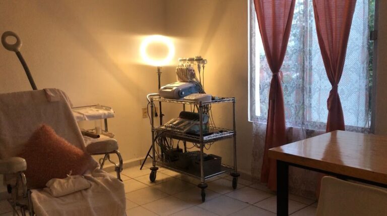 18749 villa spa 768x428