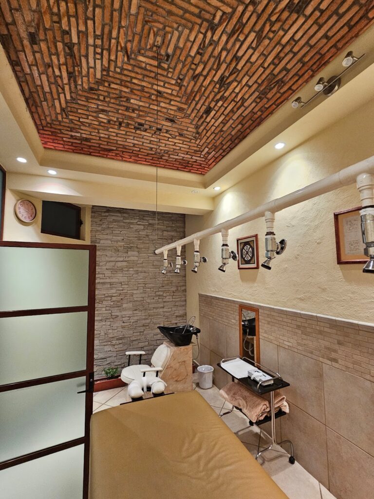 18910 renace spa 768x1024