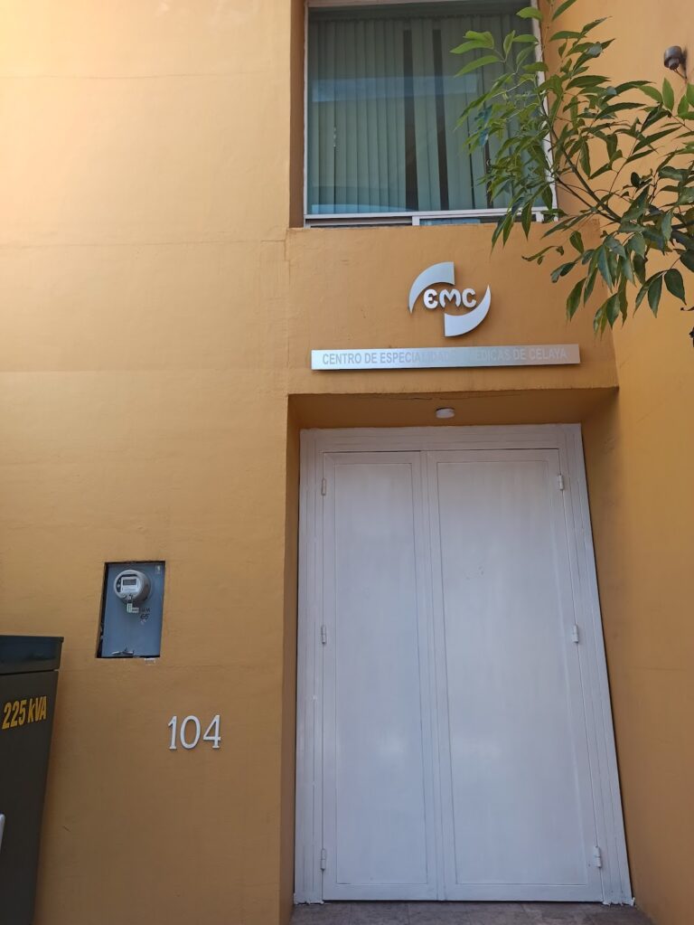 1915 emc centro de especialidades medicas de celaya 768x1023