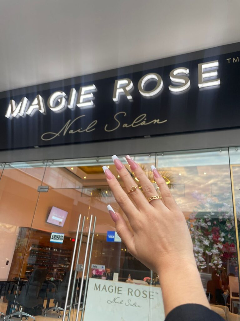 19442 magie rose nuevo vallarta 768x1024