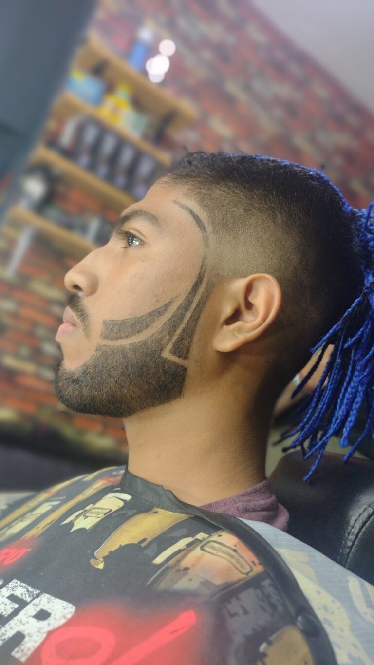 19695 the boss barbershop 768x1365