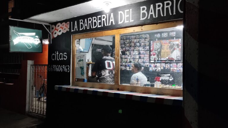 19921 la barberia del barrio 768x431