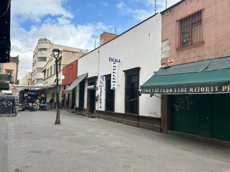 20417 papeleria escala 768x576