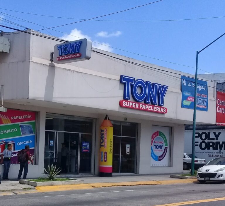 20487 tony superpapelerias 768x701