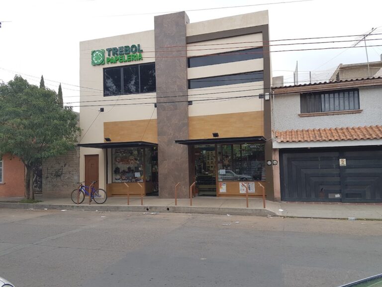 20524 papeleria trebol 768x576