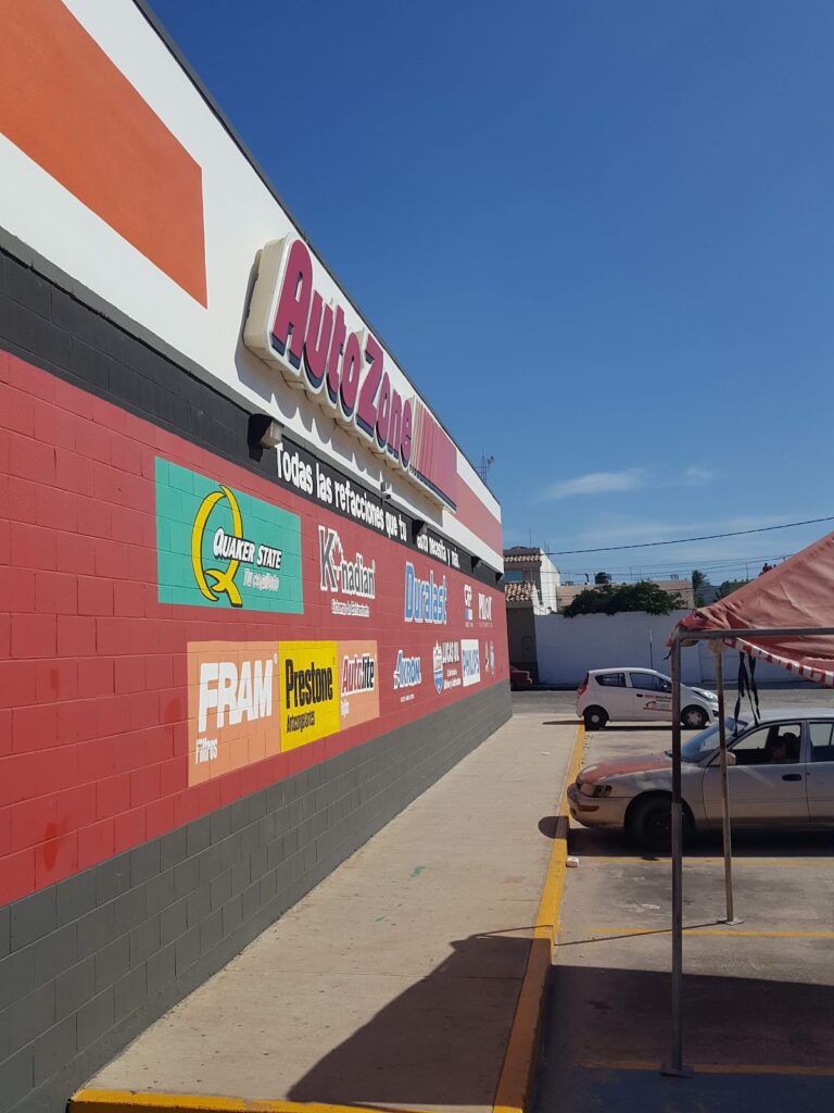 23609 refaccionaria autozone 768x1024