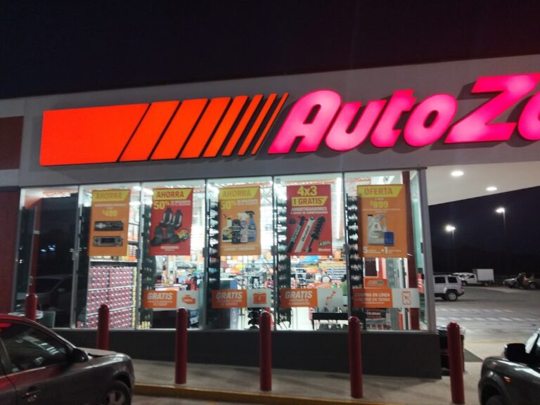 23611 refaccionaria autozone 768x576