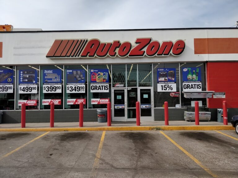 23990 autozone parque 87 768x576