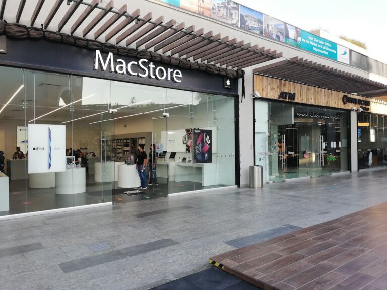 2470 macstore los cabos 768x576