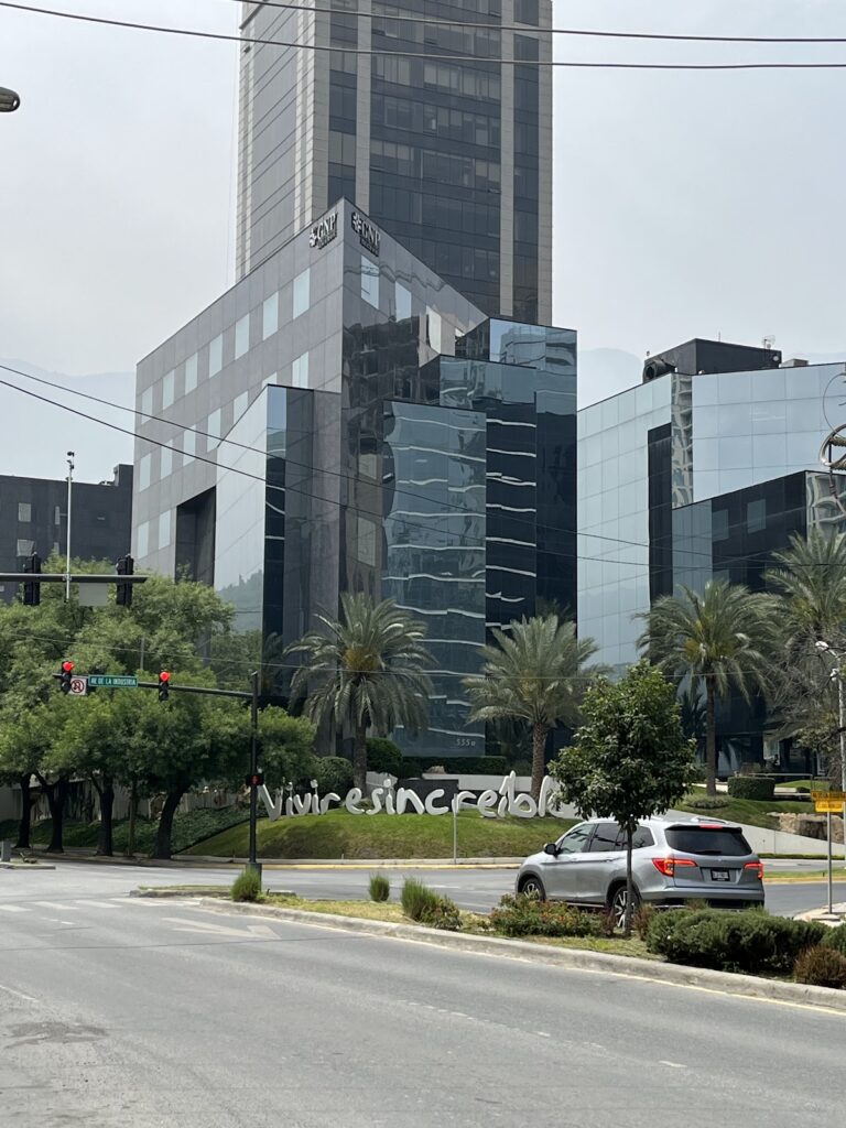 26818 gnp seguros monterrey 768x1024