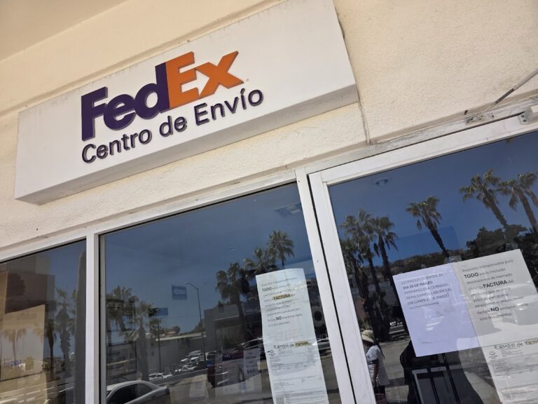 27049 fedex 768x576