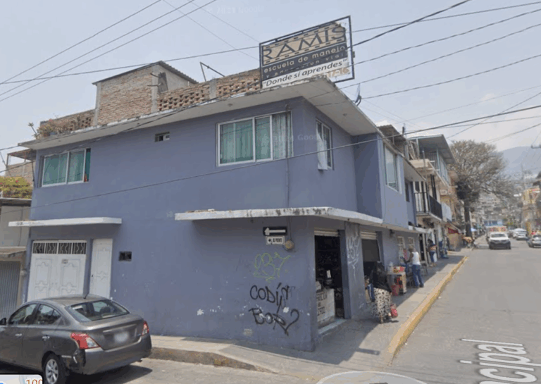 28602 escuela de manejo guerrero 768x545