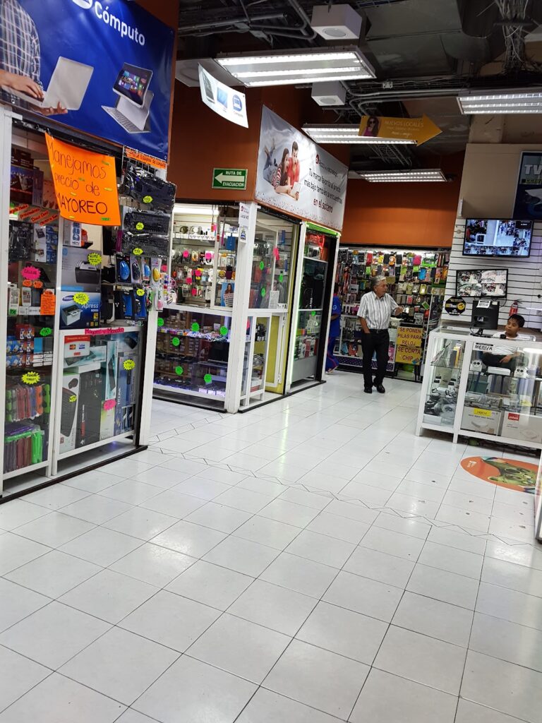 2863 plaza de la tecnologia cuernavaca 768x1024