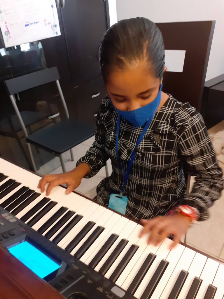 28985 centro musical cordova 768x1024