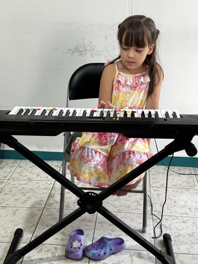 28987 crescendo salamanca 768x1024